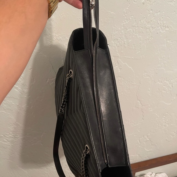 SAINT LAURENT Medium Tribeca Shopping Bag - Picture 11 of 16